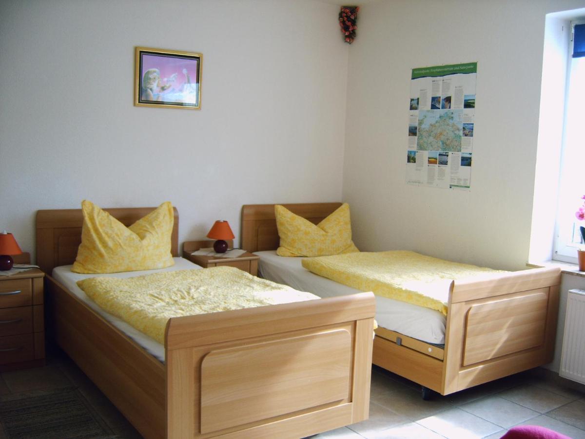Ferienwohnungen "Marie" Mit Terrassen, Inclusive Park- Und Stellplaetze Am Haus, Mueritz-Strand Nur 700M, Altstadt 10Min, Ruhige Lage, Варен Экстерьер фото